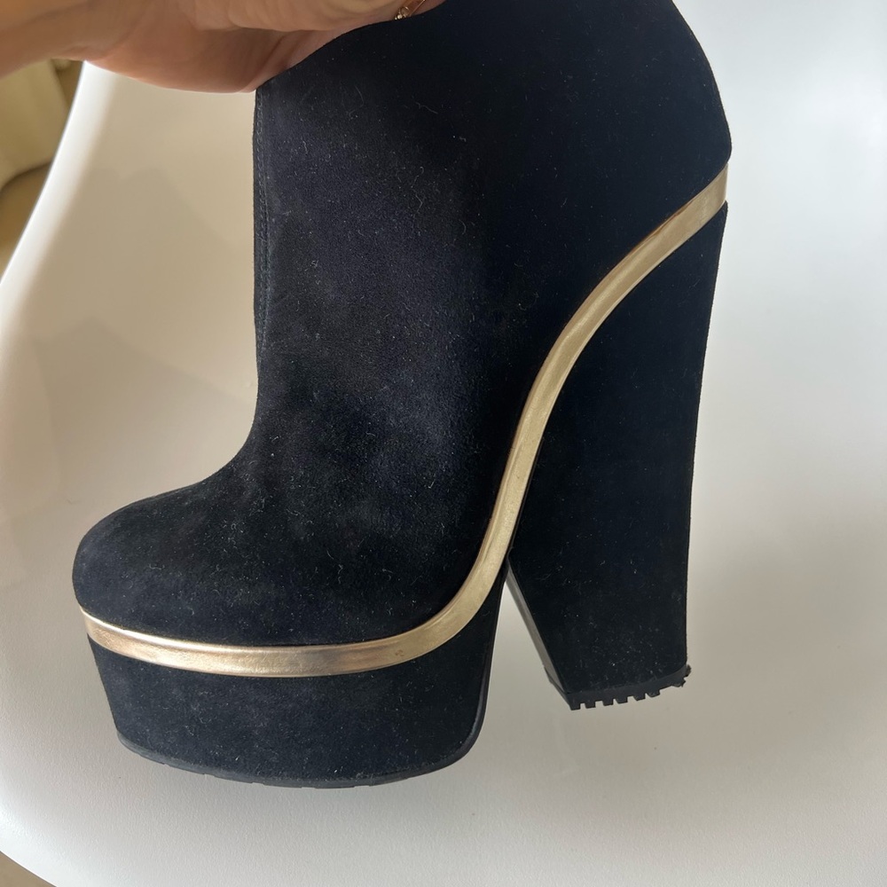 Giuseppe Zanotti Black Suede Gold Booties Size 39 - Picture 9 of 11